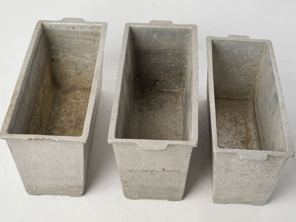 Silvery-gray minimalist design terrines