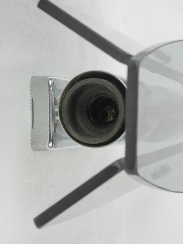 Minimalist geometric Italian light fixtures