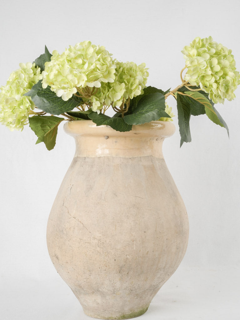 Small-scale, watertight olive storage jar