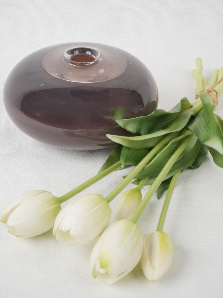 Hand-blown culbuto shape vase