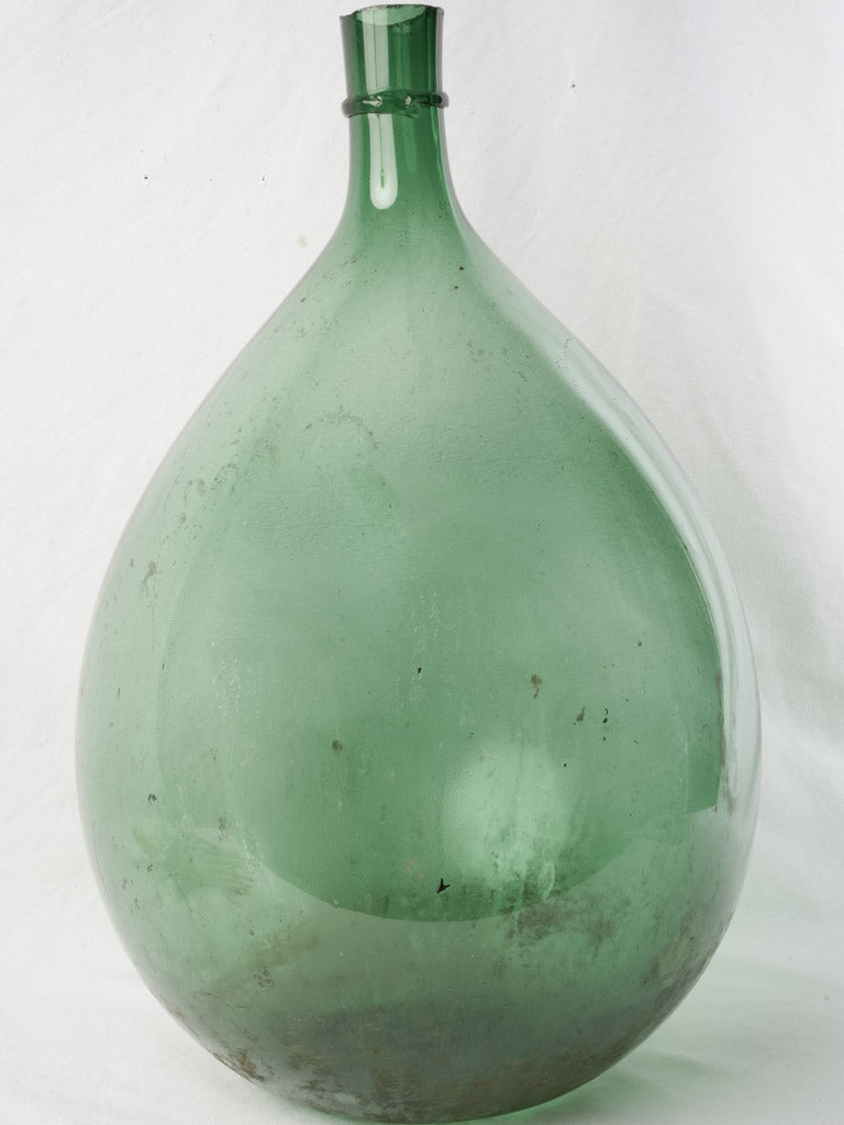 Timeless sculptural wine storage vessel