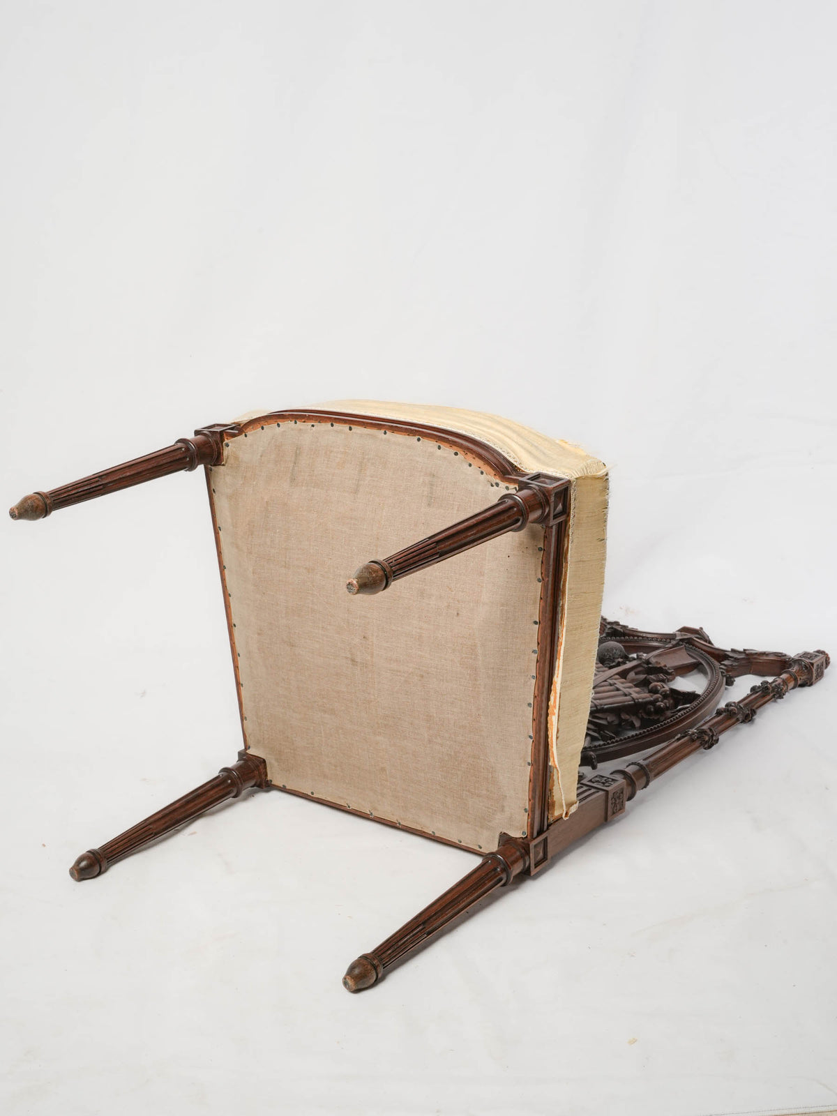 Compact proportions historical accent chair