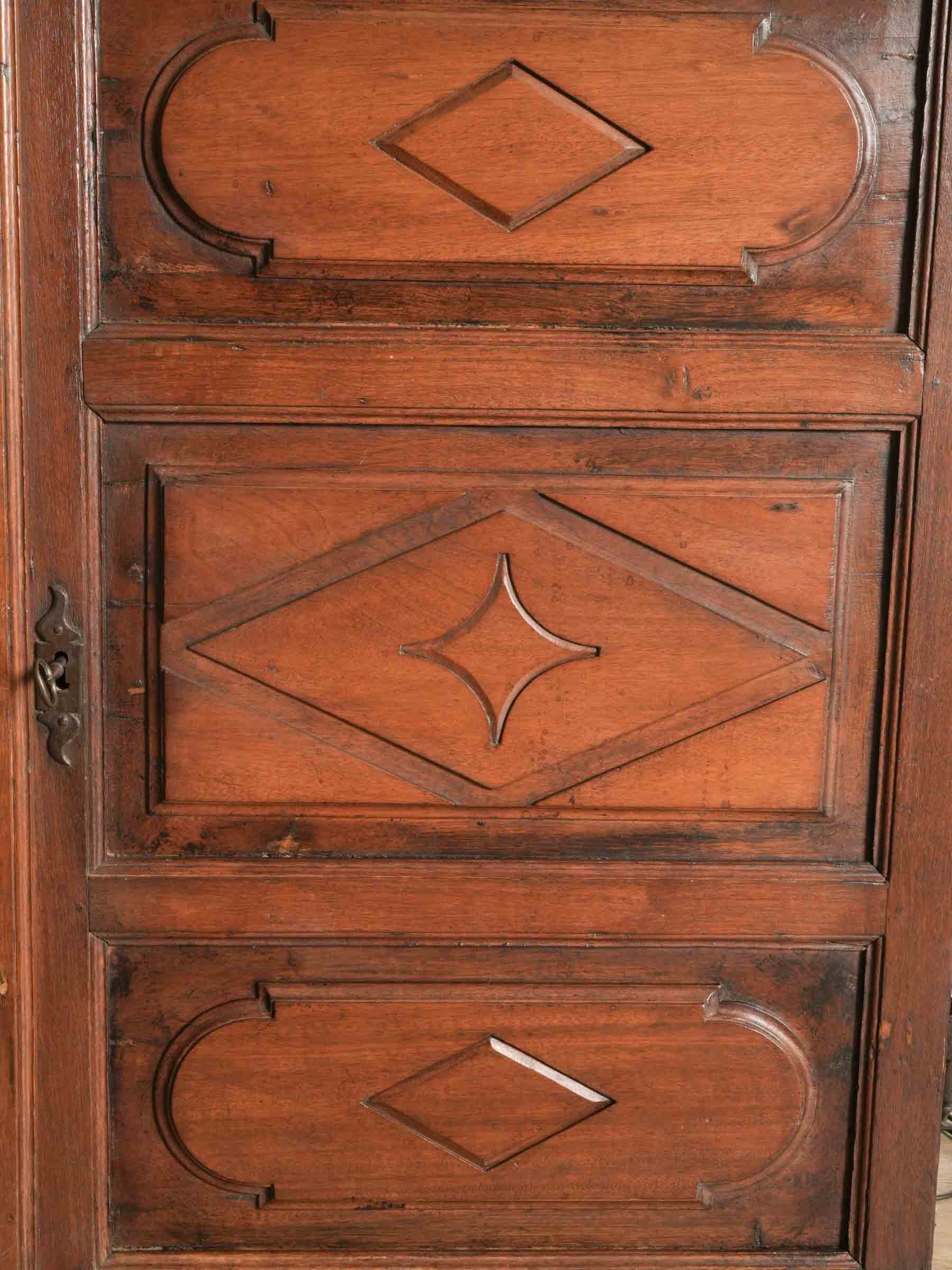 Decorative sculpted geometric cabinet