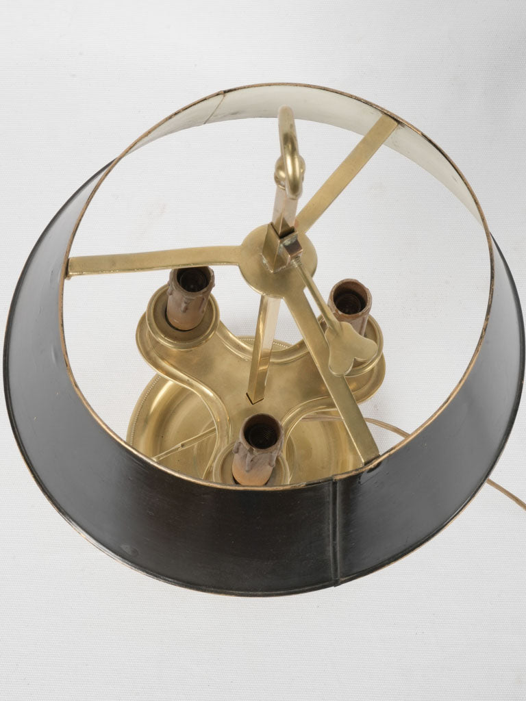 Elegant tole finish Bouillotte table lamp