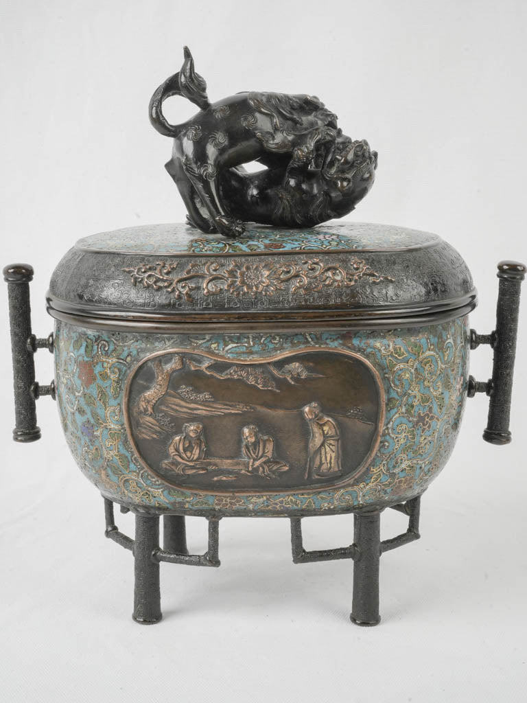 Finely engraved bronze burner