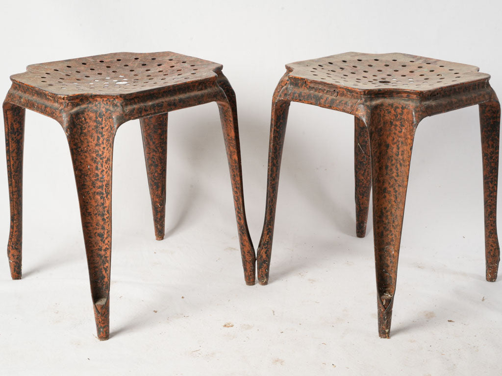 Antique red Multipl’s stools