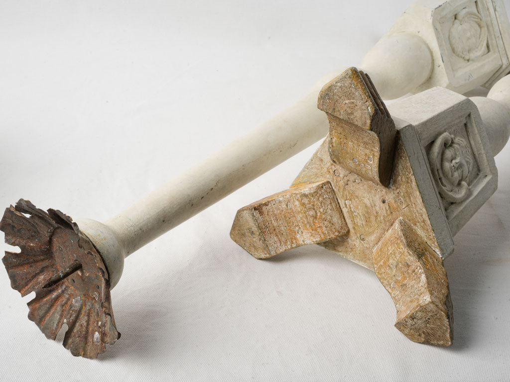 Graceful classic candlestick design