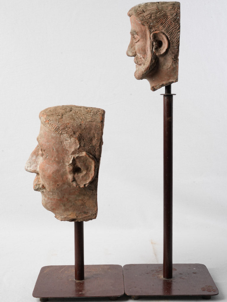Classic naive-style sculptures