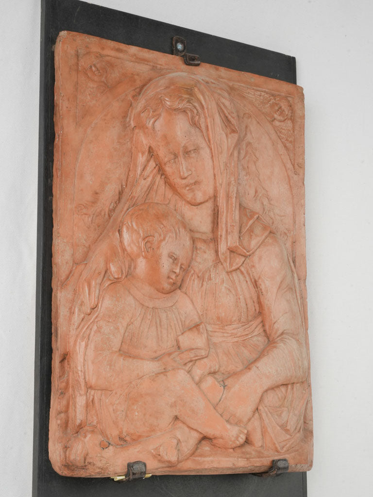 Masterful Renaissance-style Virgin sculpture