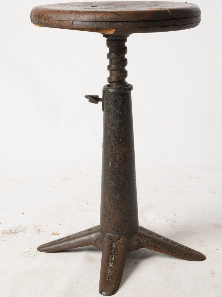 Industrial adjustable height workshop stool