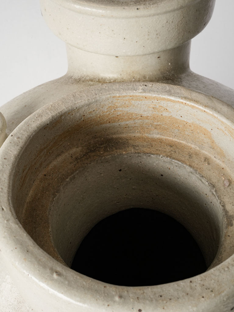 Neutral palette French vessel