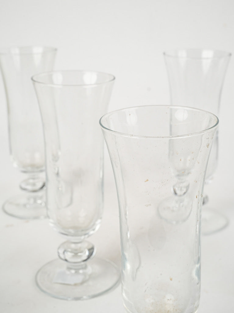 Elegant tulip champagne glass set