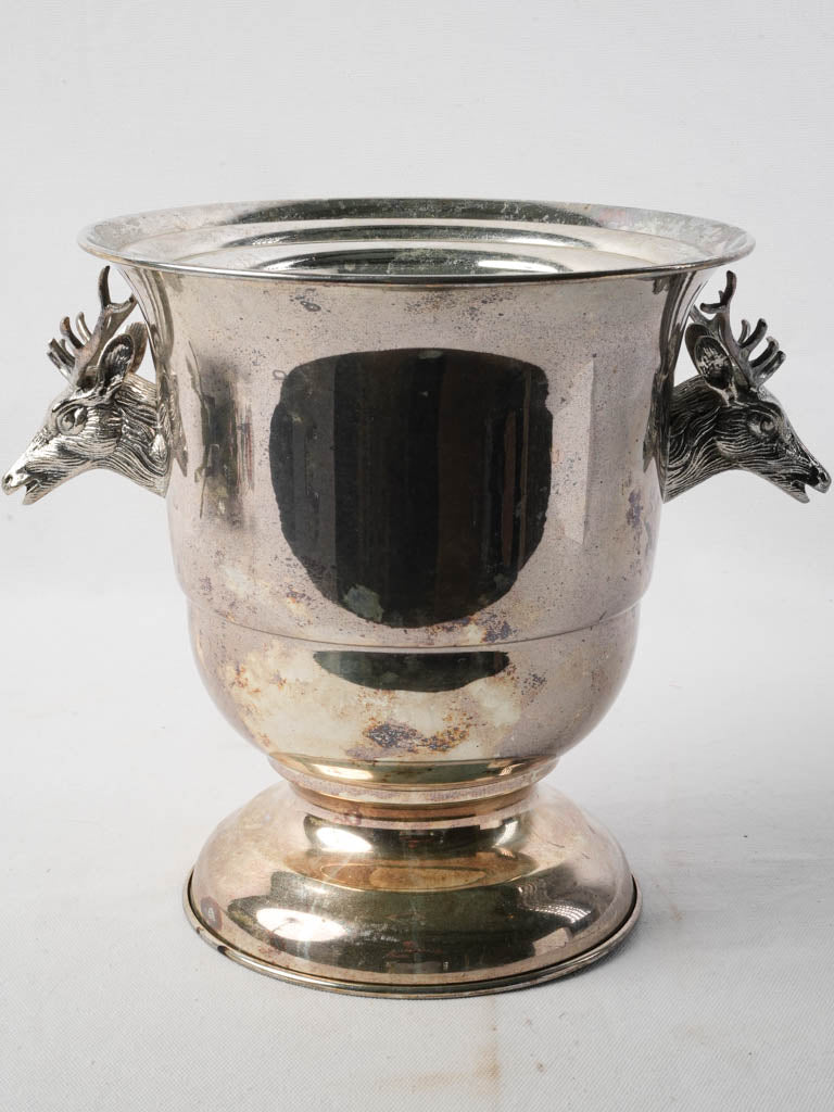 Timeless metal ice bucket