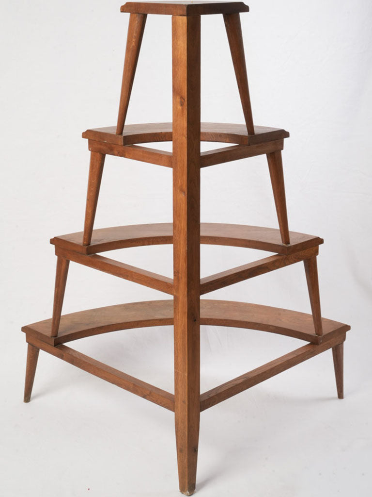 Architectural corner plant display