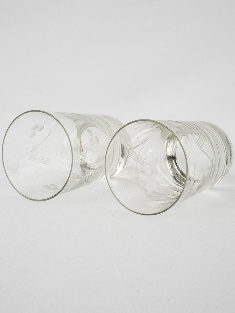 Crystal glasses with etched cherry design