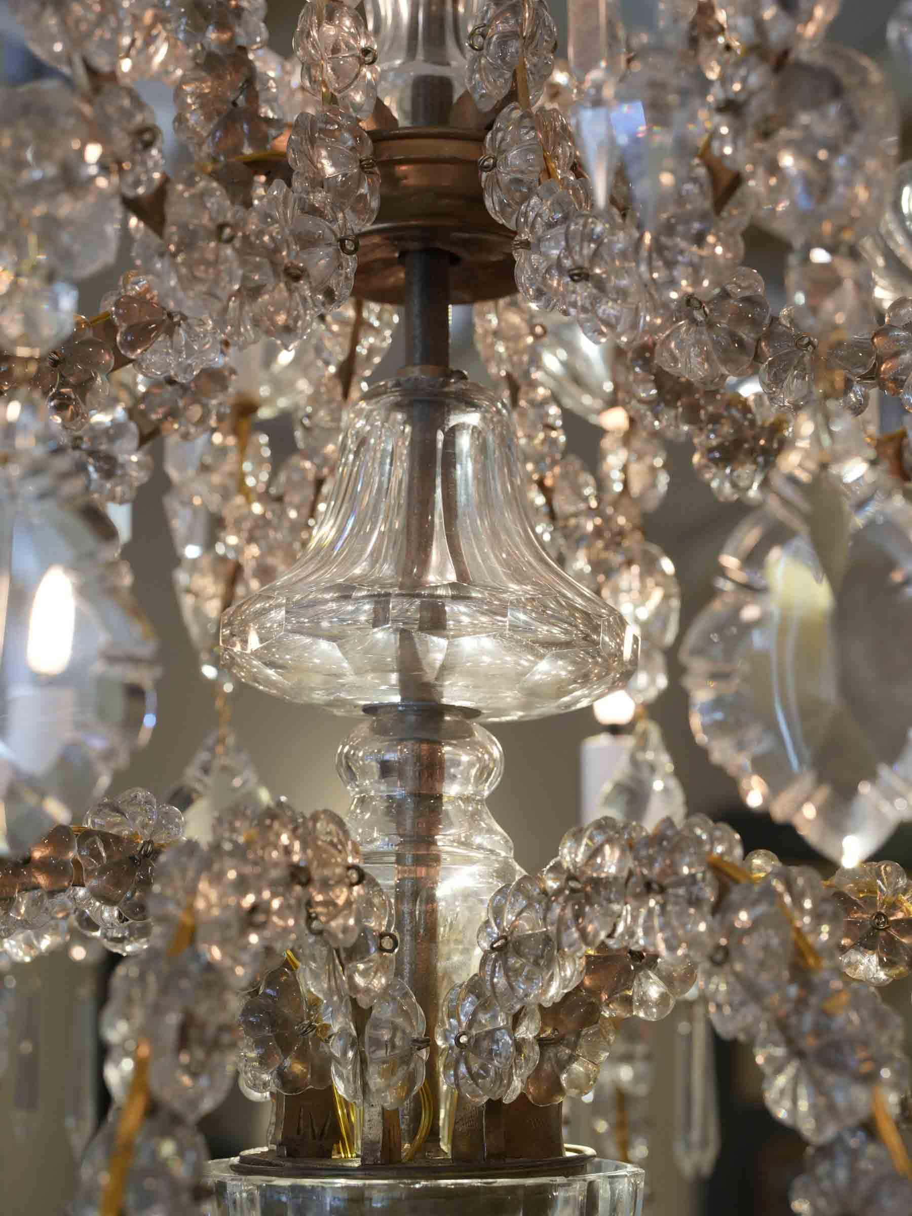 Dazzling Venetian Twelve-Light Chandelier, Early 20th Century - 51¼" x 32¼"