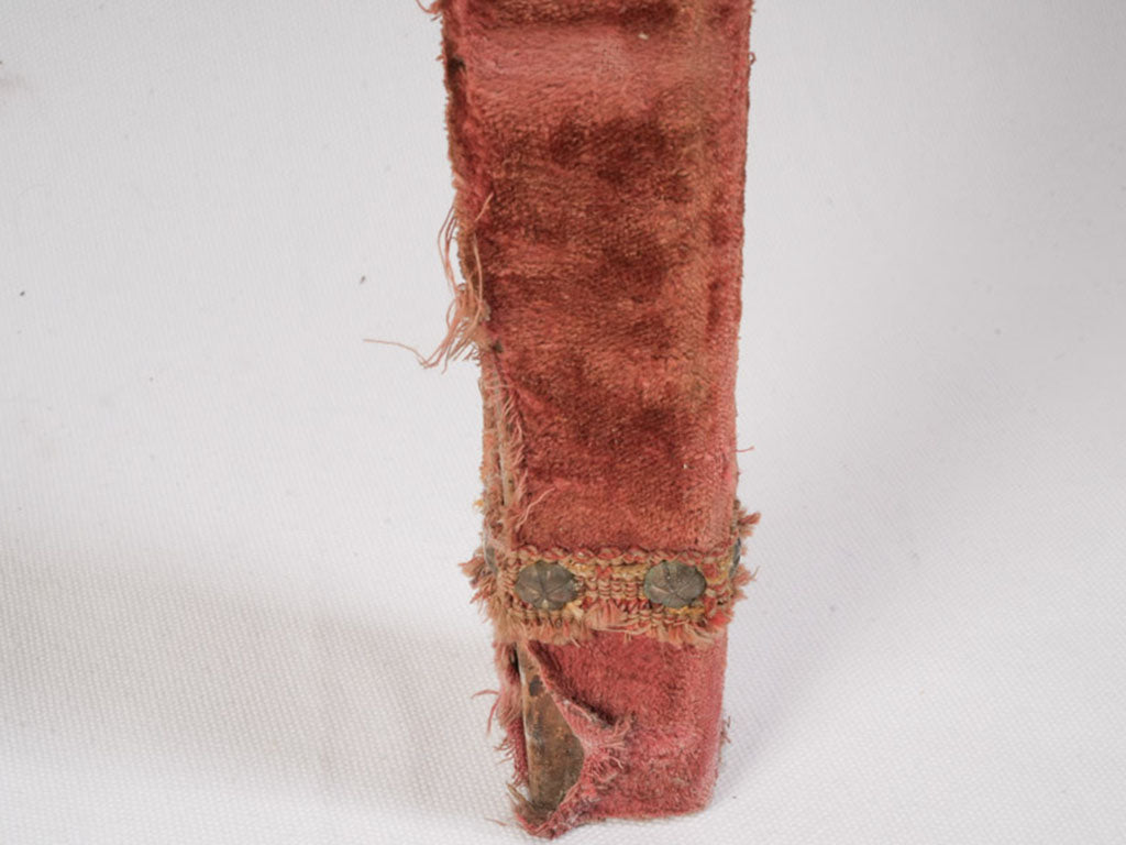 Warm character accent table