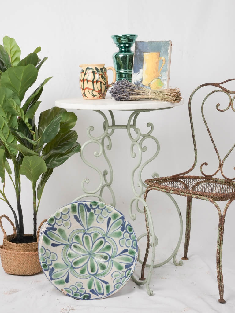 Heritage collection viridian vase accent