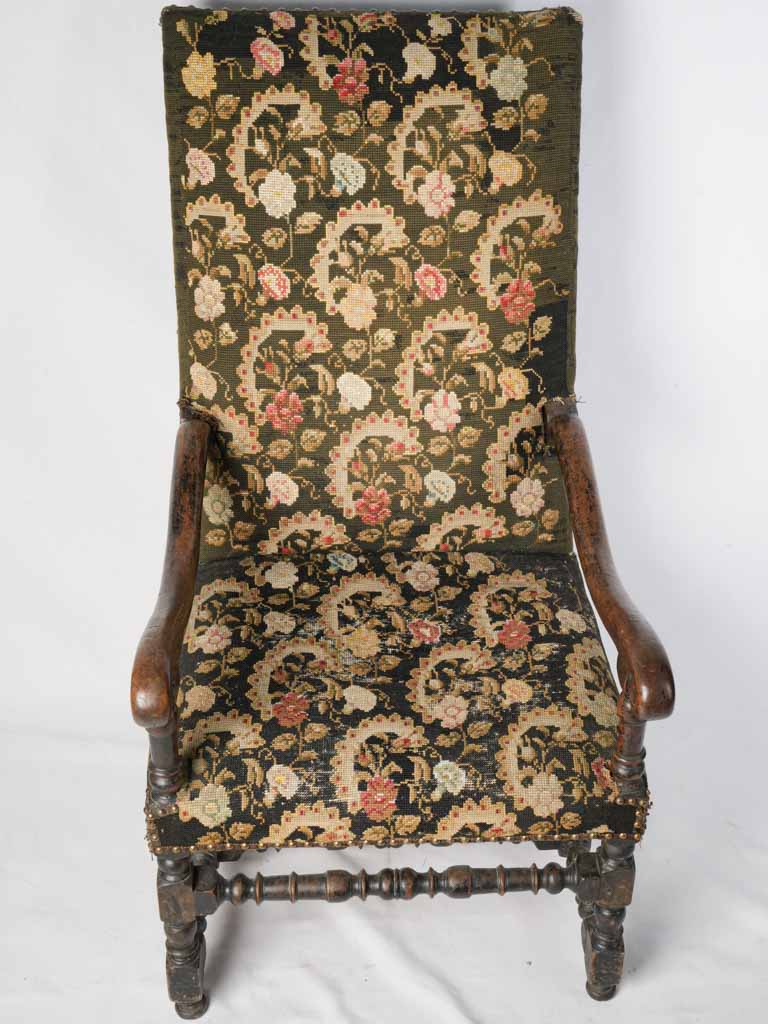Sumptuous wooden frame armchair