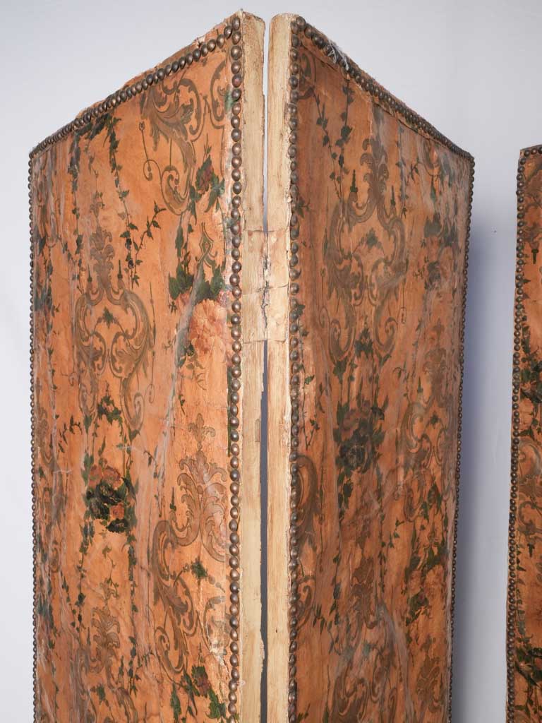 Glossy brown historical screens