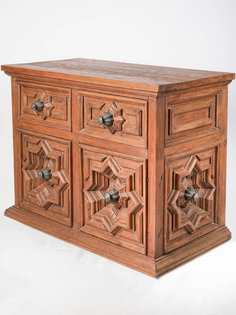 Vintage exquisite cabinet