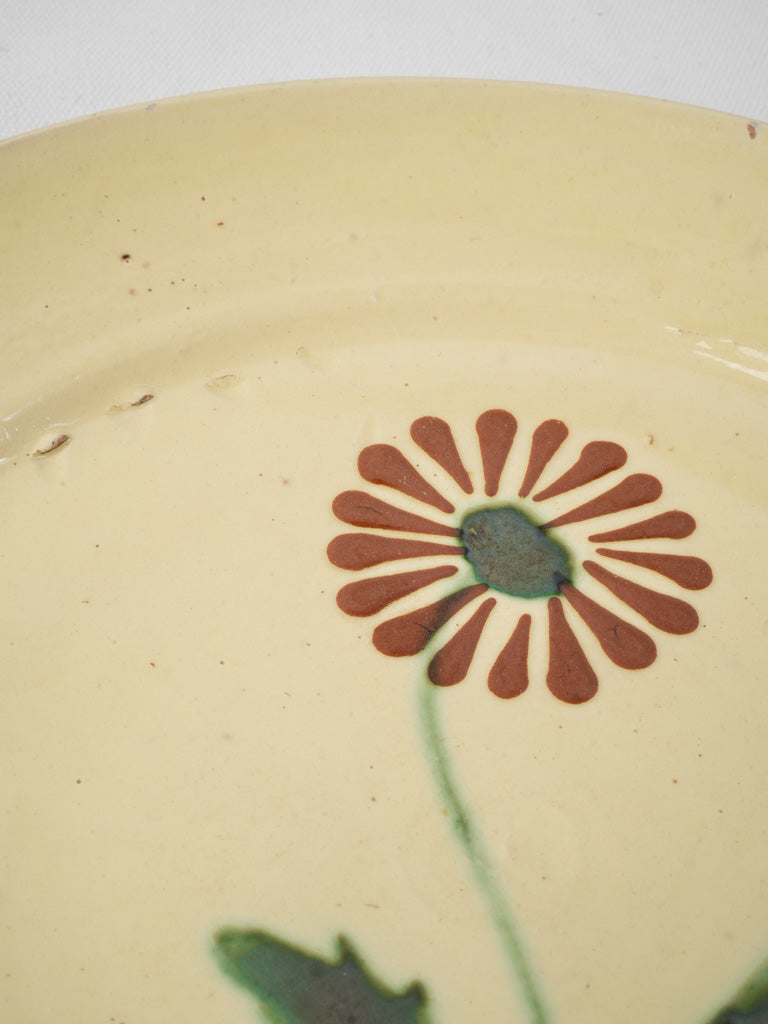 Handcrafted daisy motif wall décor