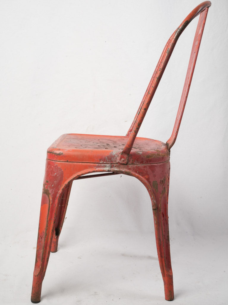 Patina-rich metal seating