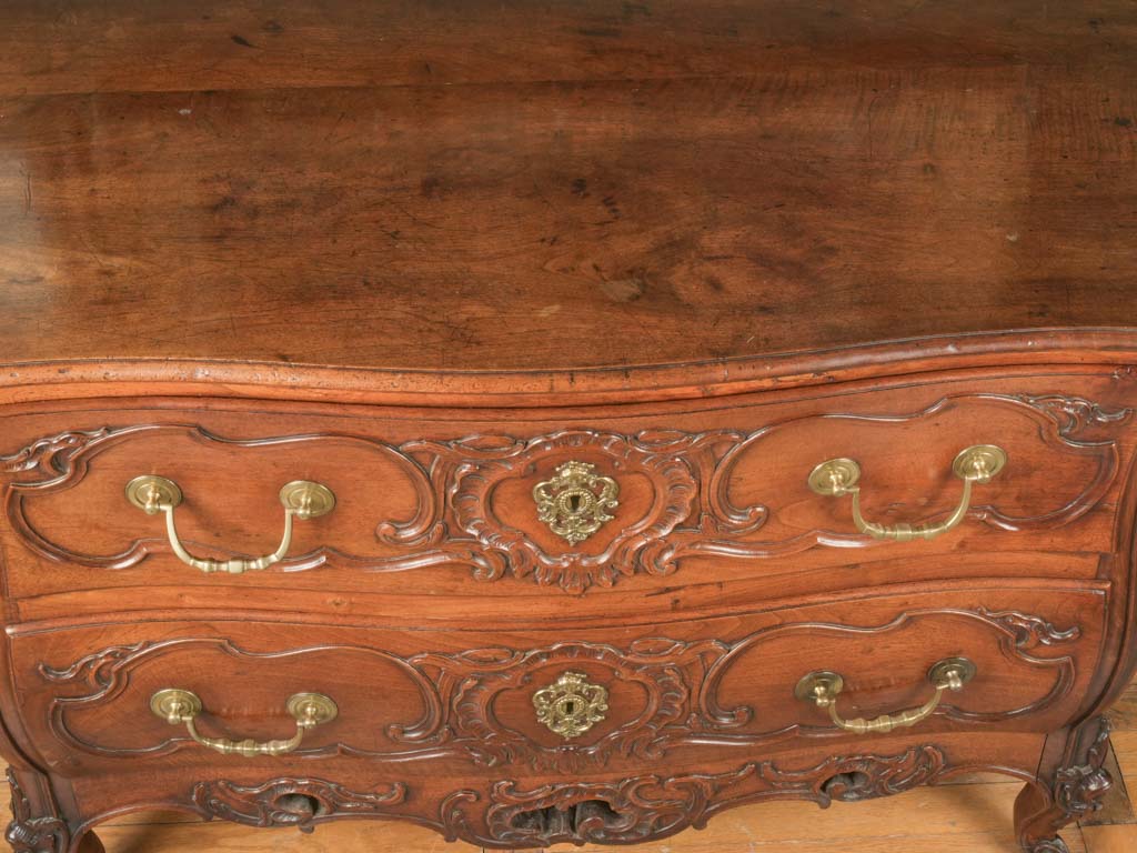 Timeless walnut Louis XV commode