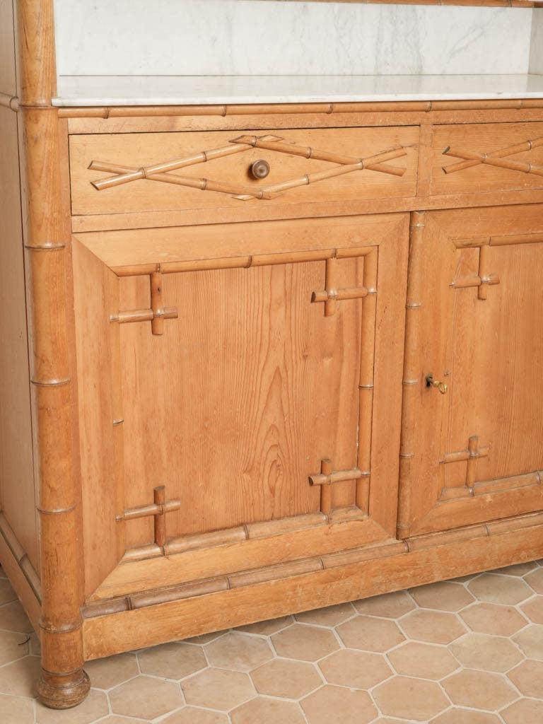 Original glass mirror washstand