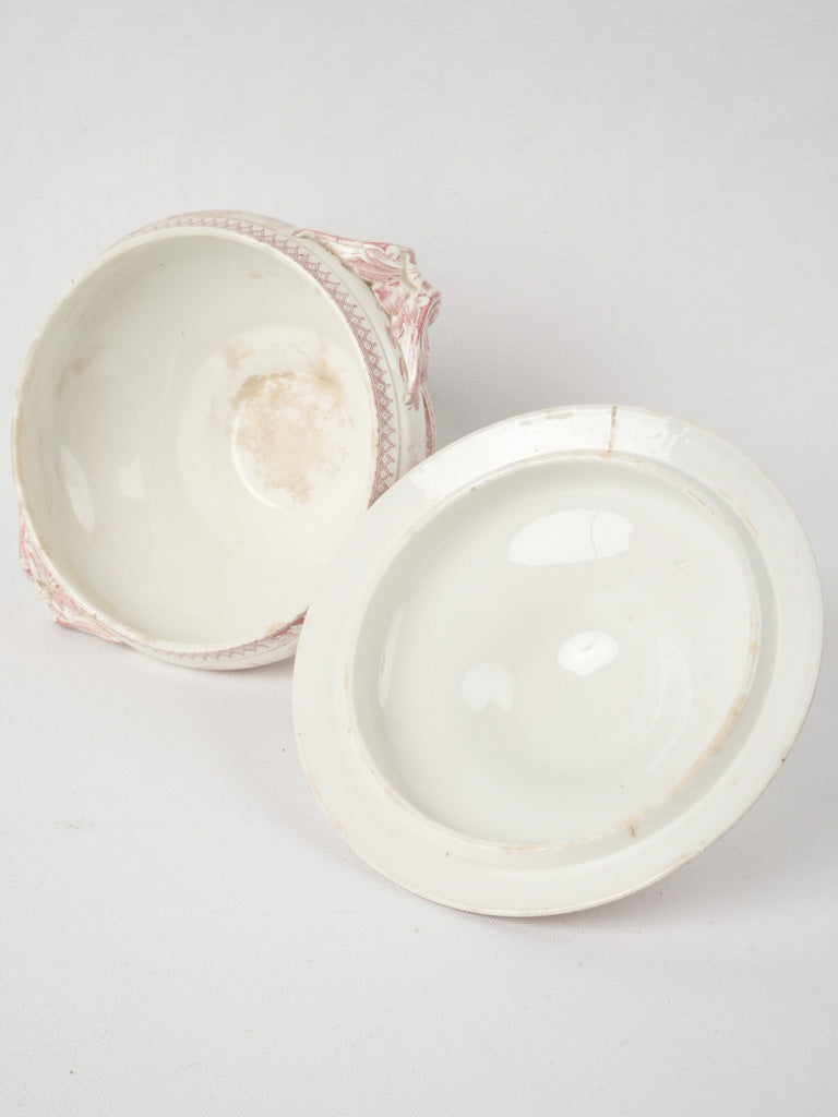 Dainty Sarreguemines lid handle tureen