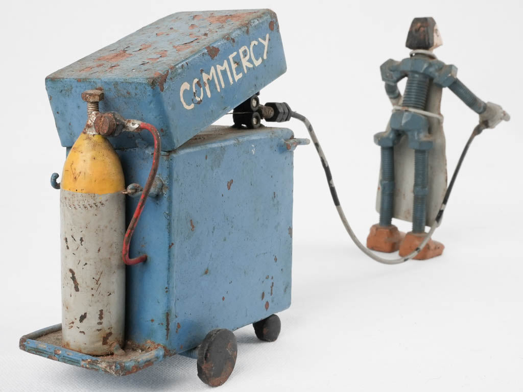 Unique collectible nostalgia sculpture