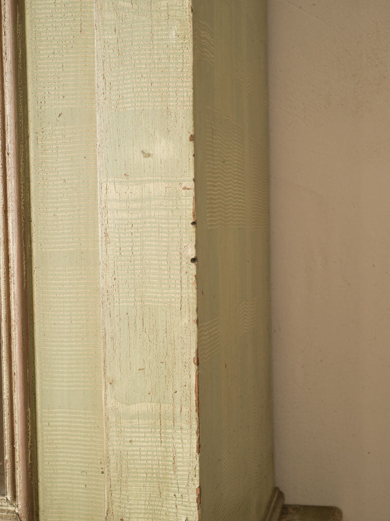 Gently shaped cornice cabinet