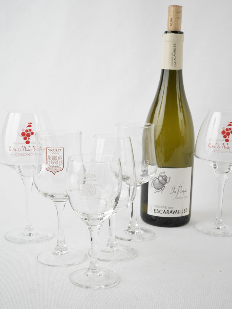 Charming Provencal wine glass set