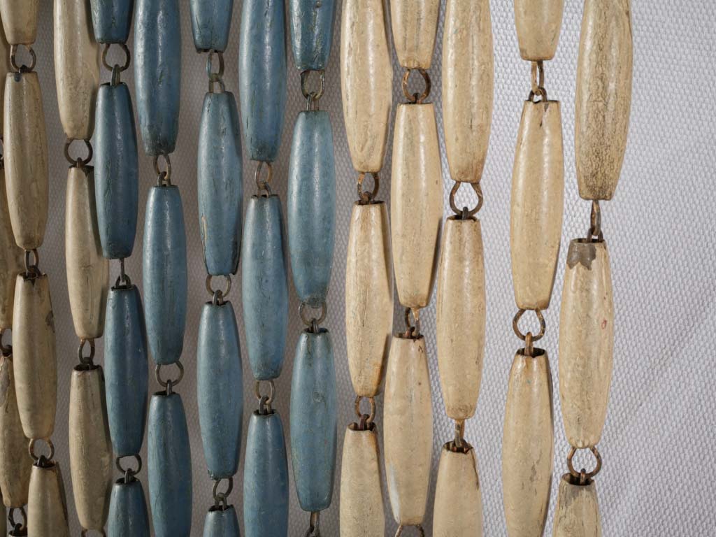 Striking natural finish door separator