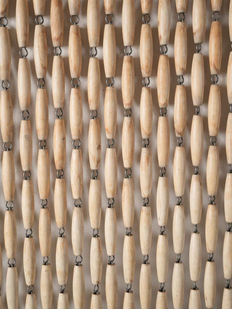 Natural wood grain bead curtain