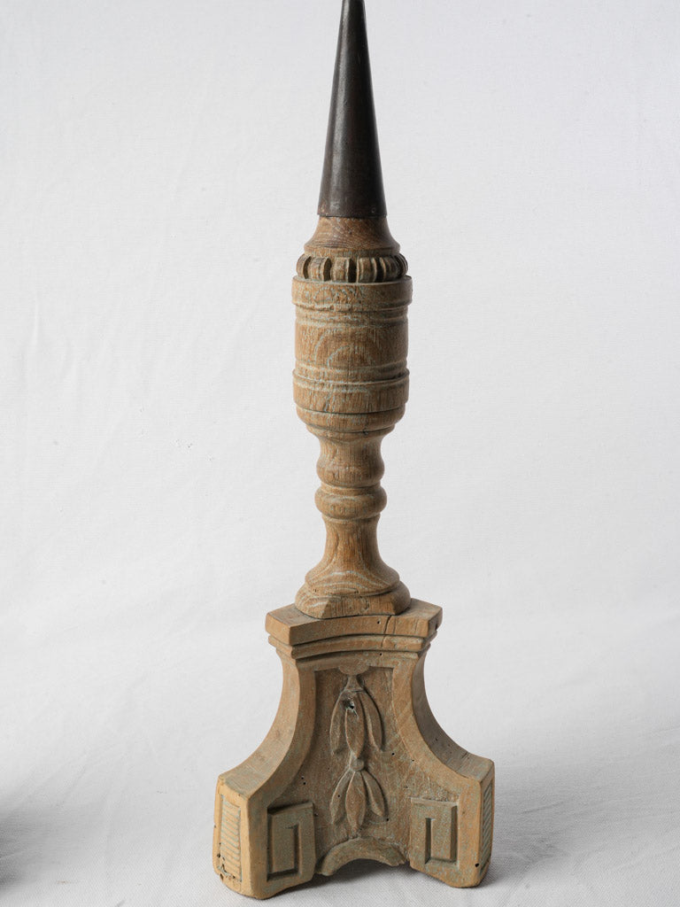 Harmonious pair of candlesticks