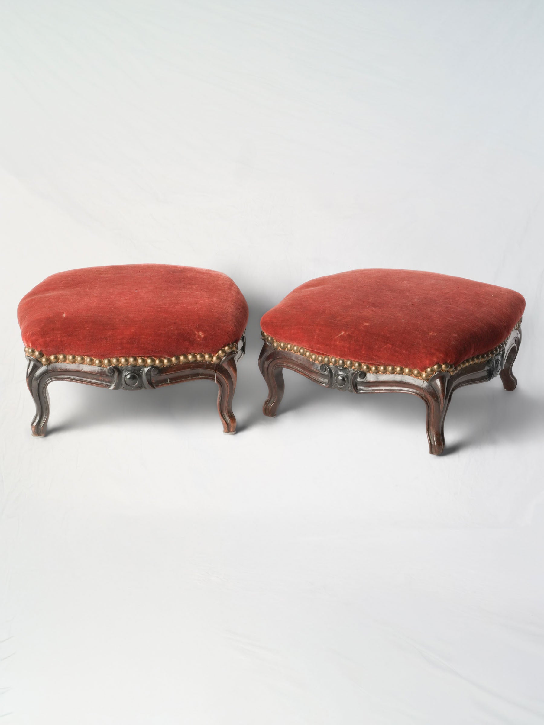 Pair of French Louis XV Style Footstools in Faded Red Velvet, Late 19th Century