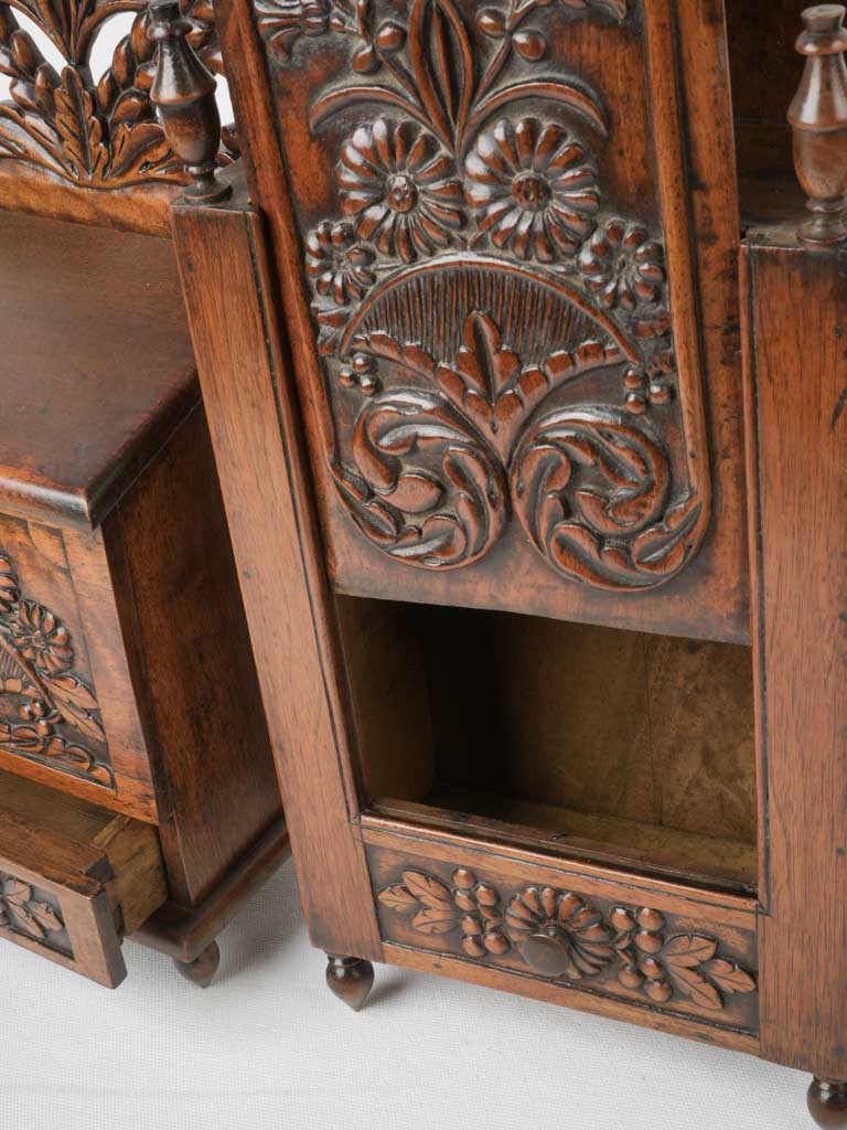 Elegant openwork knife holder box