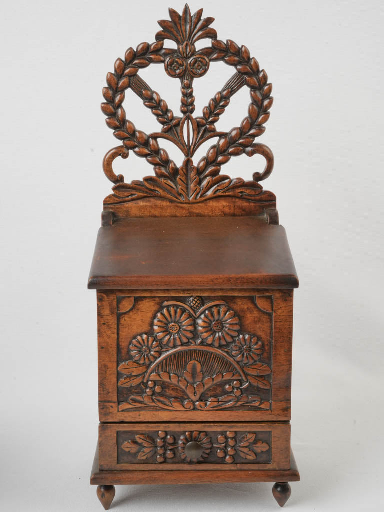 Artistic 18th-century walnut carvings