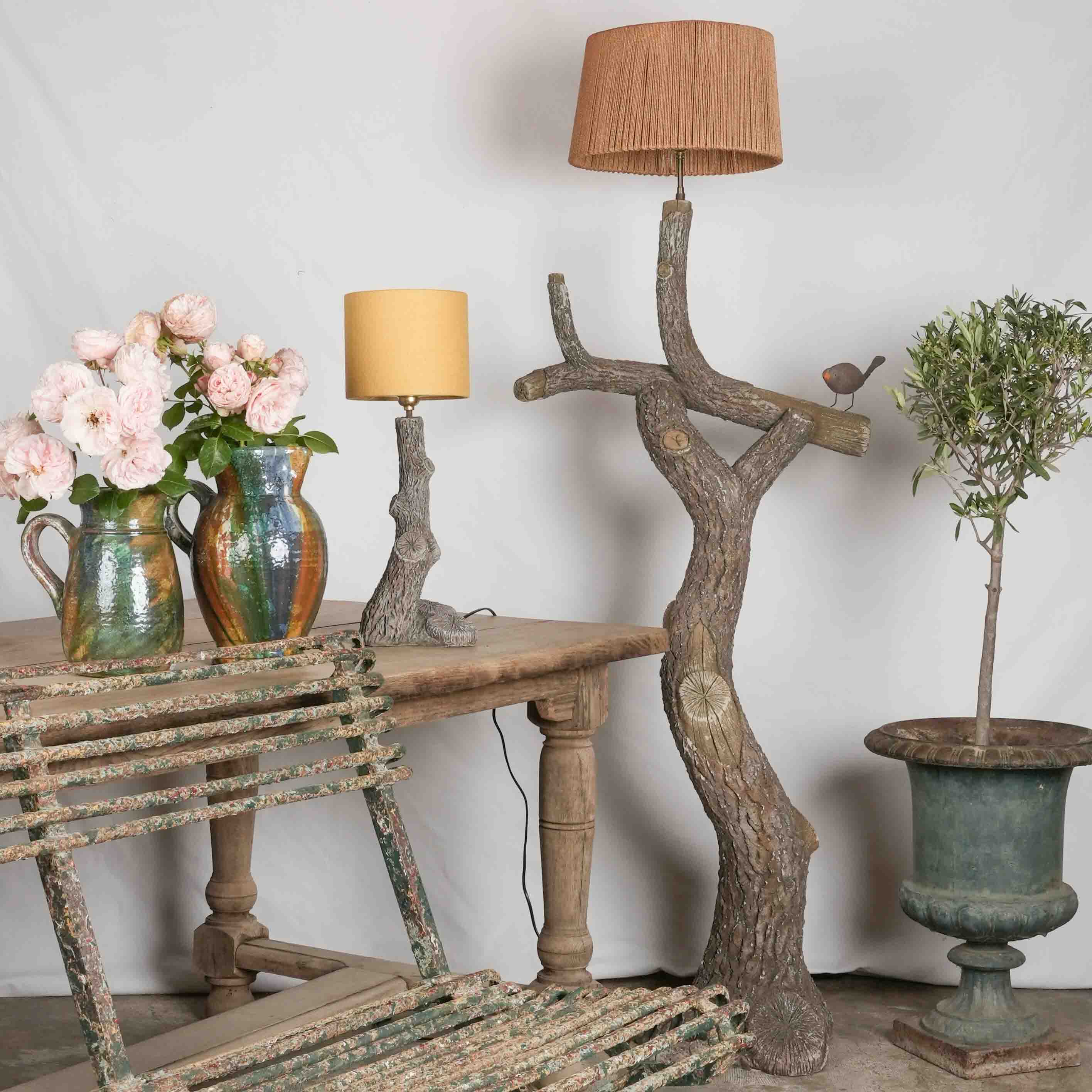 Small rocaille faux bois table lamp 20"