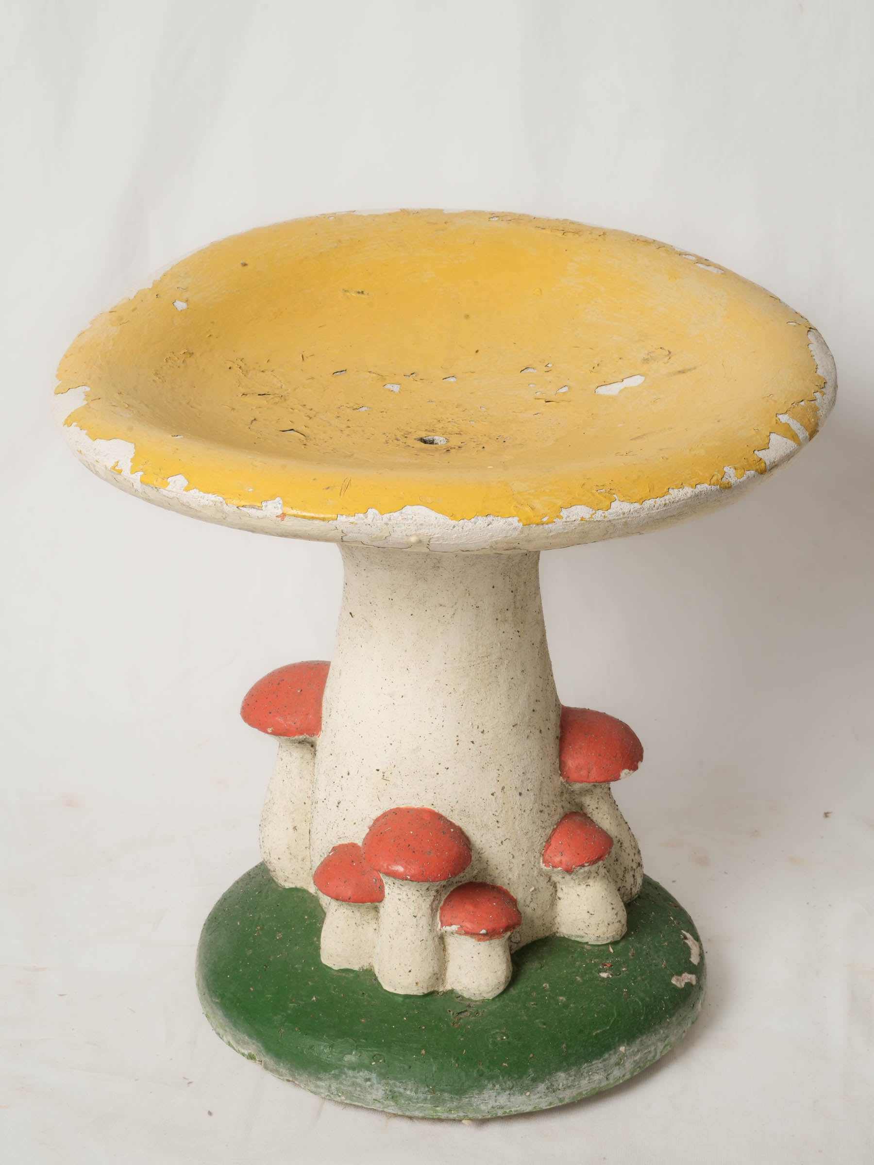 Eye-catching 1960s patio seats