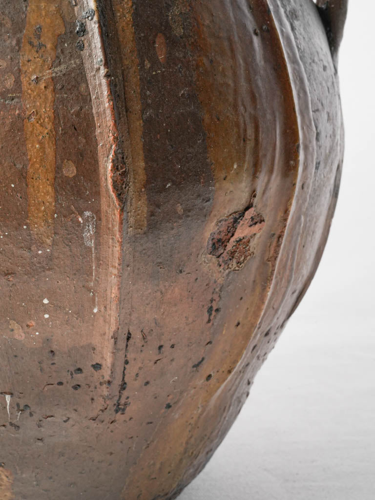 Artisanal historic walnut oil buire