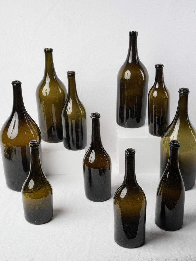 Elegant bubbles detail bottles