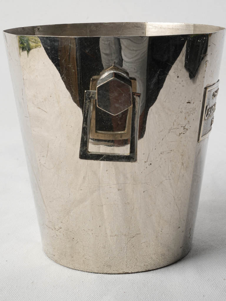 Sleek angular handles champagne bucket