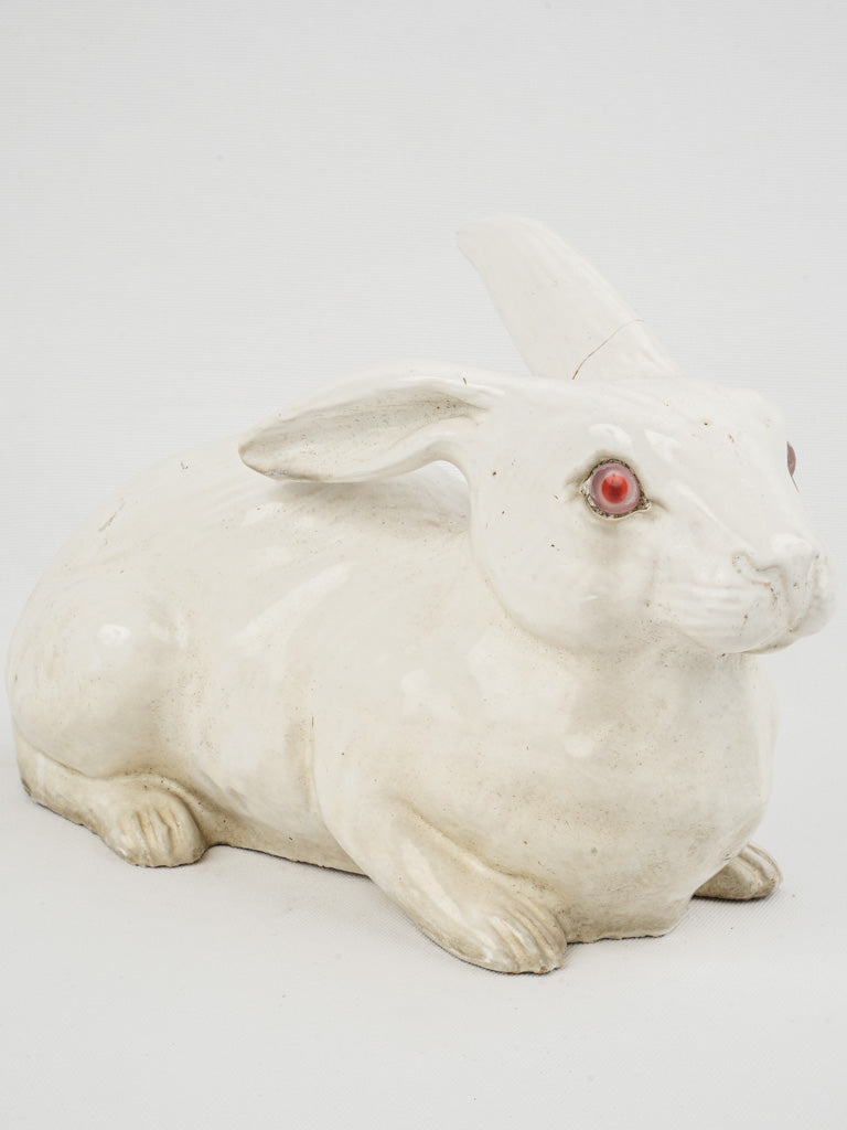 Charming Poterie de Bavent artifact