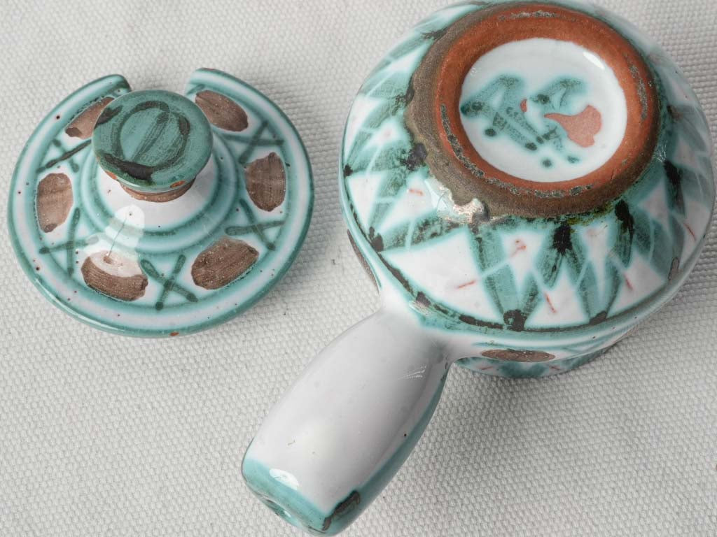 Artistic RP signed sauce pot