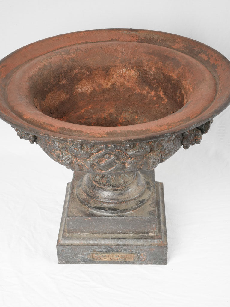Unique Val D'Osne Medici Urn