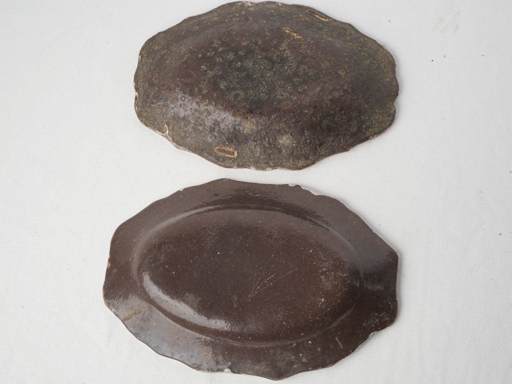 Artisanal monochrome faïence ware