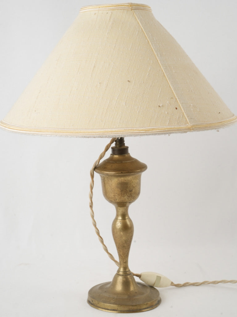 Patina brass brocante table lamp