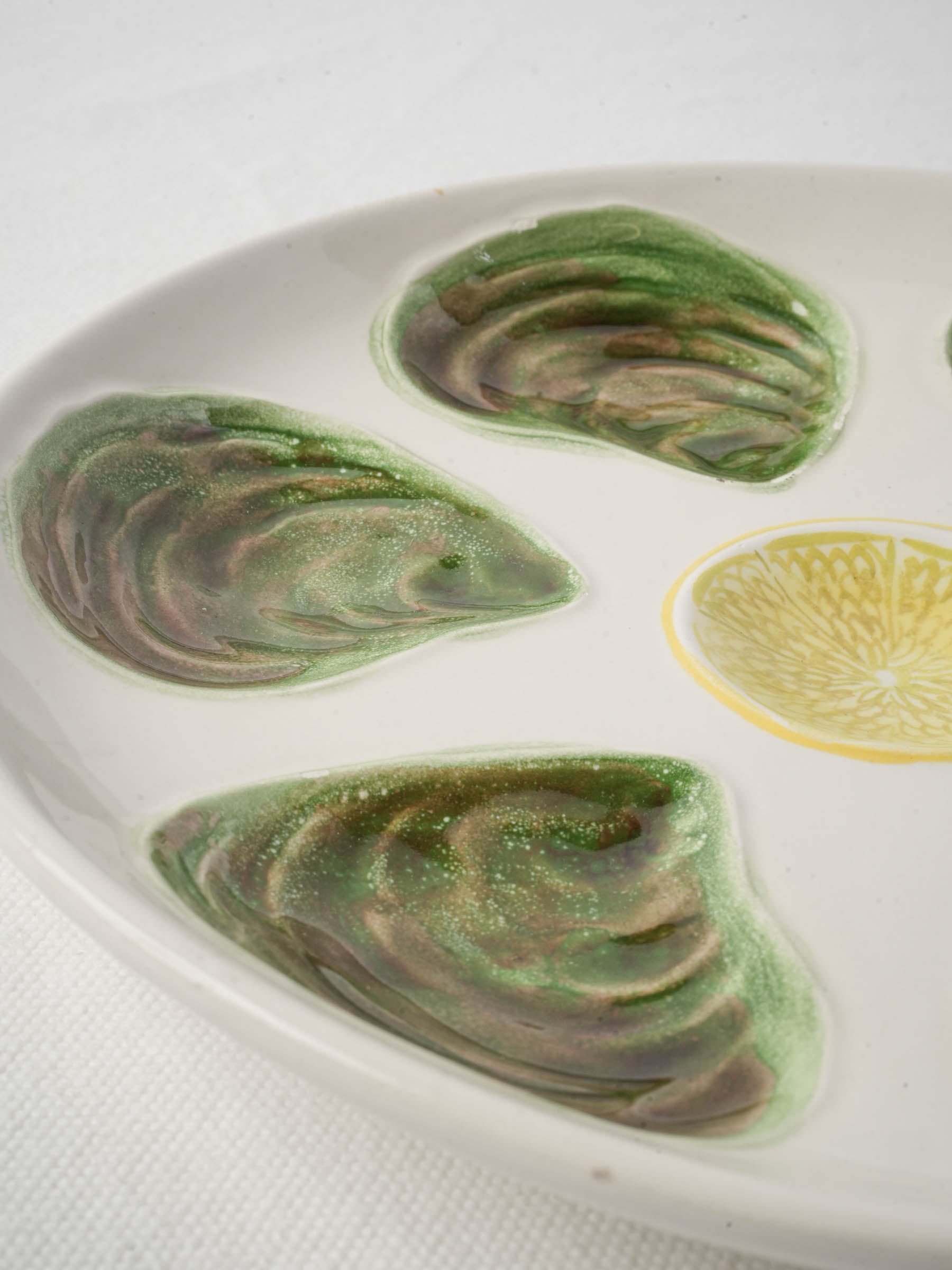 Elegant seaside-inspired serveware